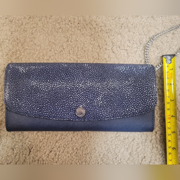 Dark blue Michael Kors wallet with removable zip card holder - Picture 3 of 7